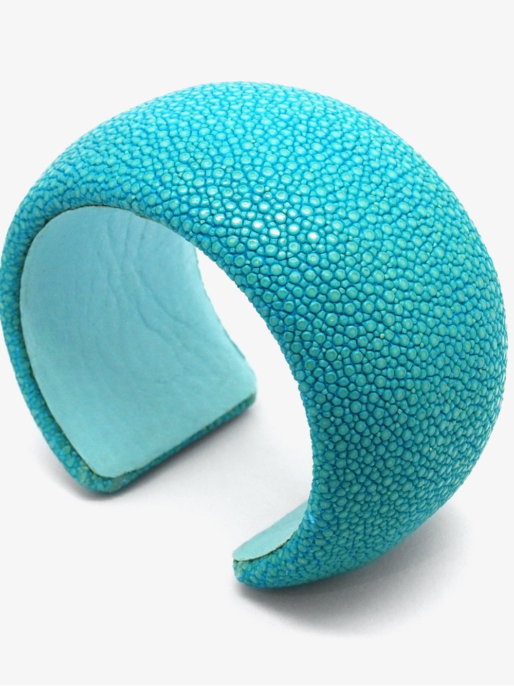 ORRO STINGRAY CUFF BRACELET